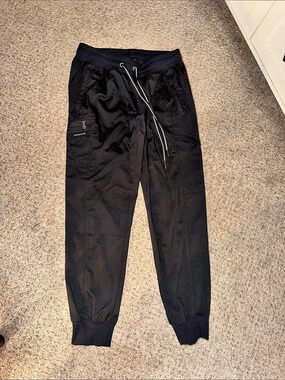 Healing Hands women’s  Black Jogger Pants Small Like New